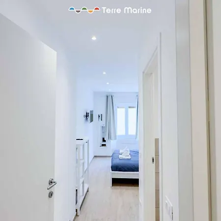 Sapri 29, Terre Marine ゲストハウス 3*